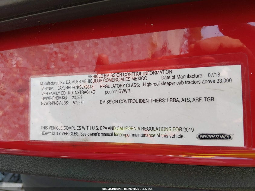 2019 FREIGHTLINER NEW CASCADIA 126 auction photo 8