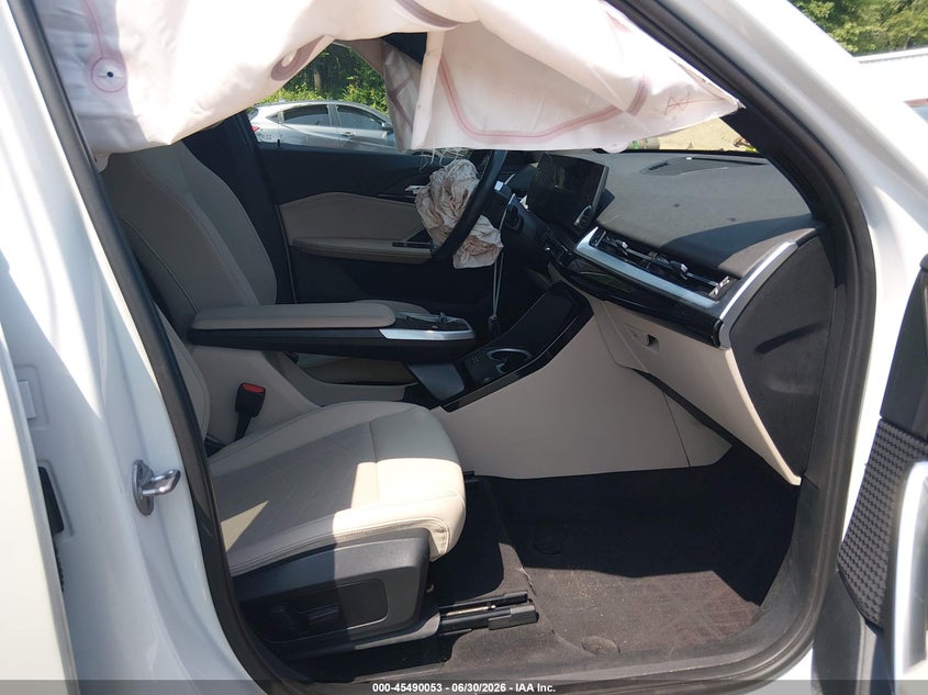 2023 BMW X1 auction photo 5