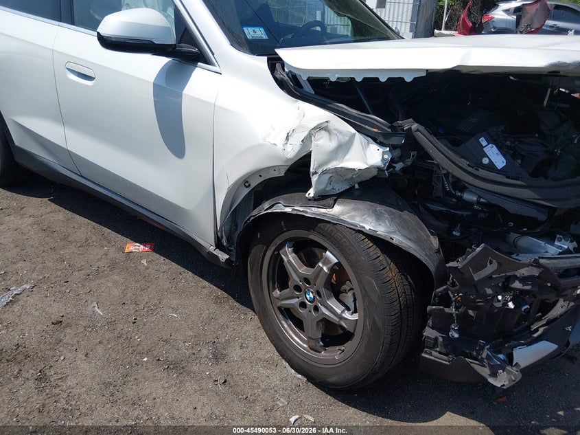 2023 BMW X1 auction photo 6