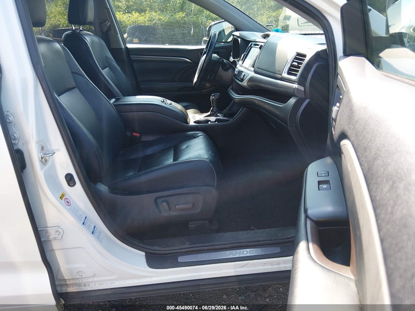 2019 TOYOTA HIGHLANDER HYBRID auction photo 5