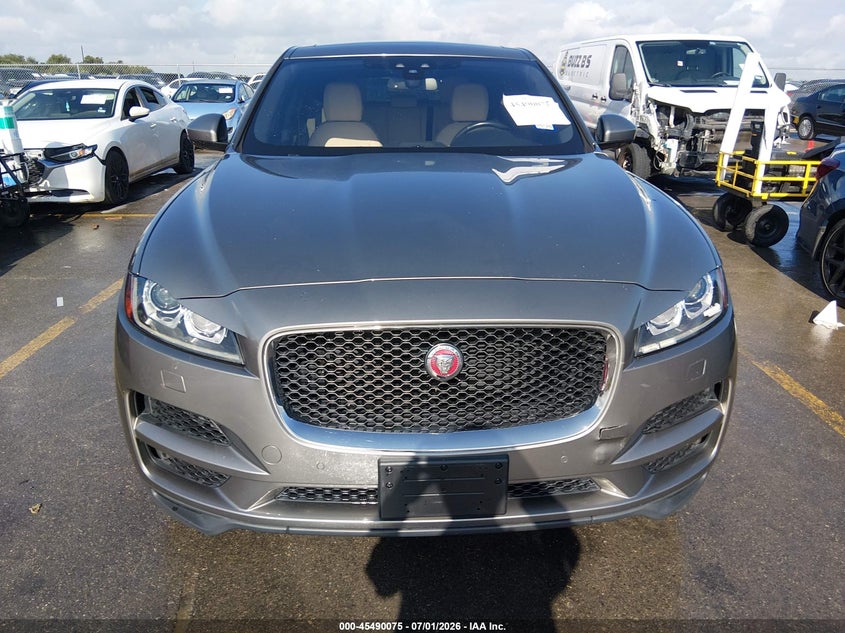 2018 Jaguar F-Pace 25T Premium VIN: SADCJ2FX4JA202110 Lot: 45490075