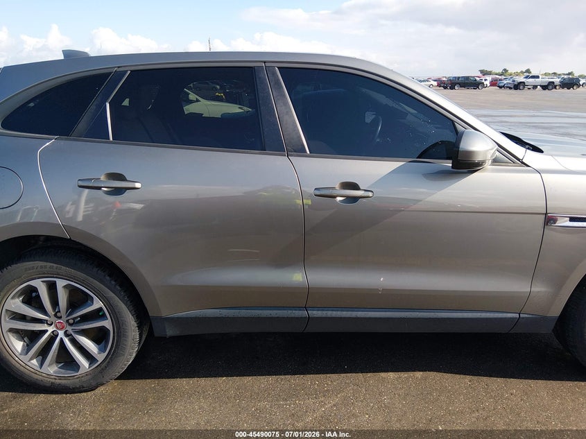 2018 Jaguar F-Pace 25T Premium VIN: SADCJ2FX4JA202110 Lot: 45490075