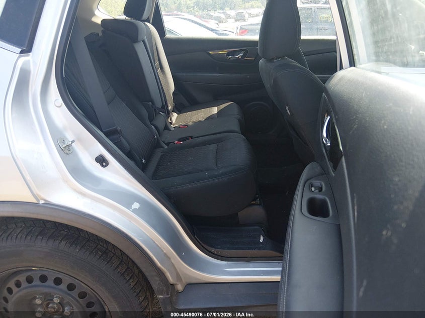 2018 NISSAN ROGUE auction photo 8
