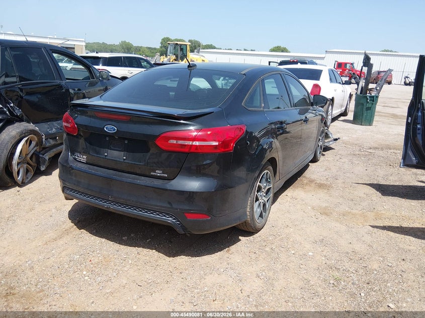 Vin: 1fadp3f22fl293548, lot: 45988278, ford focus se 20154