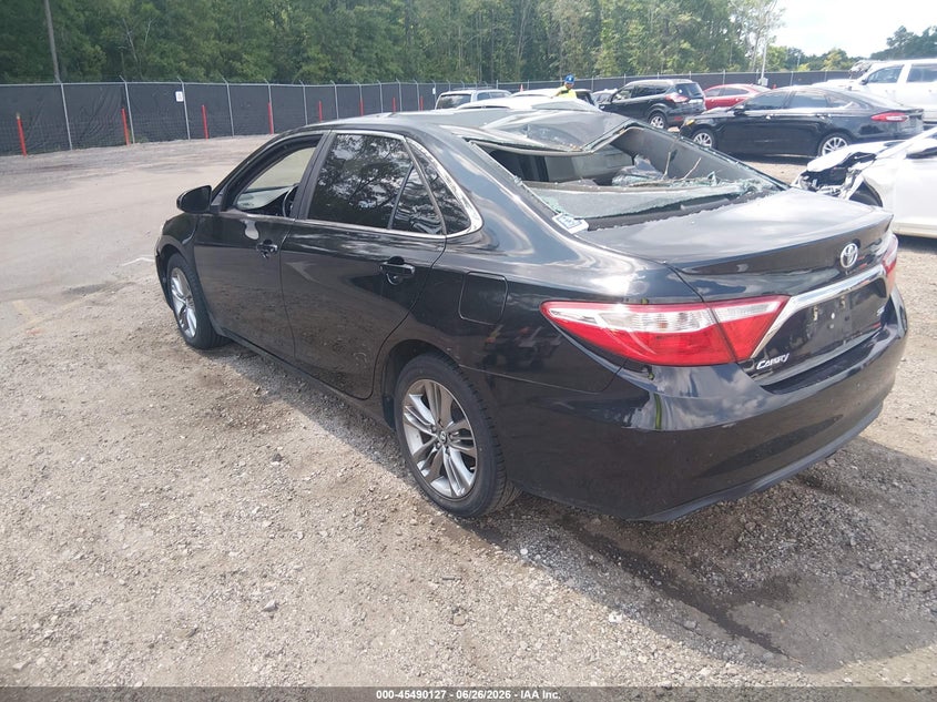 TOYOTA CAMRY - zdjęcie 3