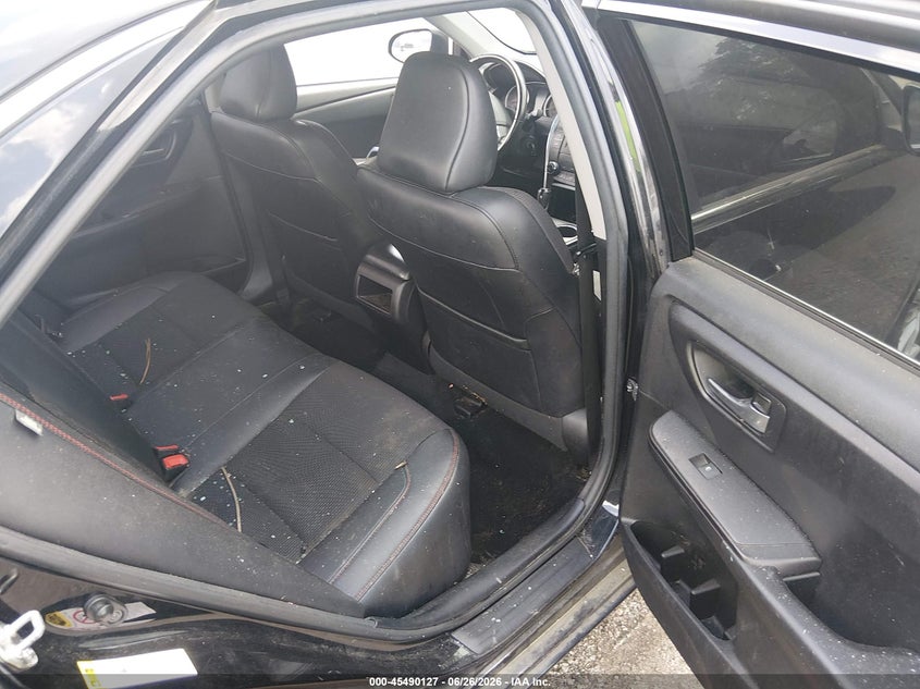 TOYOTA CAMRY - zdjęcie 8