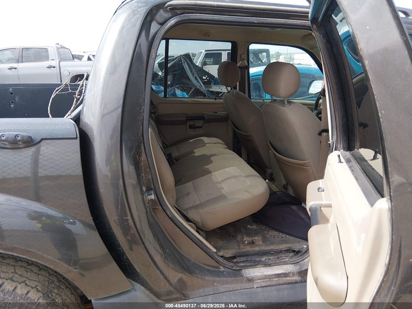 2005 Ford Explorer Sport Trac Adrenalin/Xls/Xlt VIN: 1FMZU67K65UA01008 Lot: 45490137