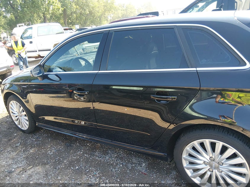 2018 Audi A3 E-Tron 1.4T Premium/1.4T Tech Premium VIN: WAUTPBFFXJA091514 Lot: 45490208
