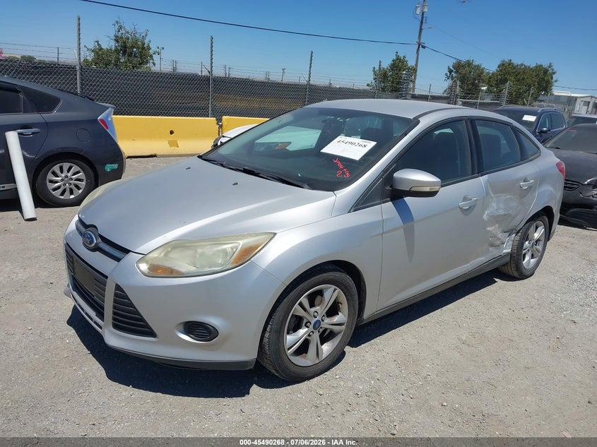 2014 Ford Focus Se 1FADP3F25EL374543 photo 1
