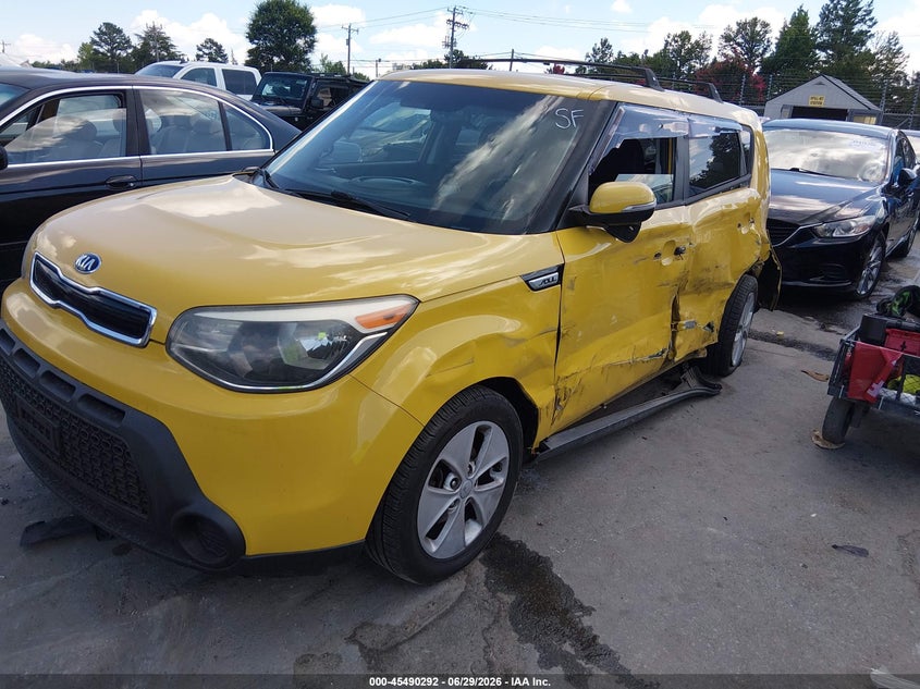 2014 Kia Soul, Левый бок, IAAI, VIN KNDJP3A56E7015077 — фото 2