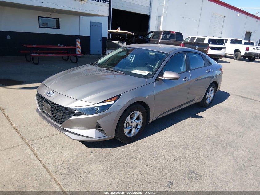 2023 HYUNDAI ELANTRA auction photo 2