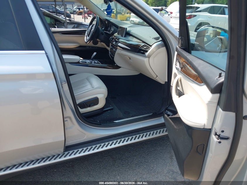 2015 BMW X5 SPORT UTILITY VEHICLE 3.0L I-6 DI, DOHC, VVT, TURBO, 300HP