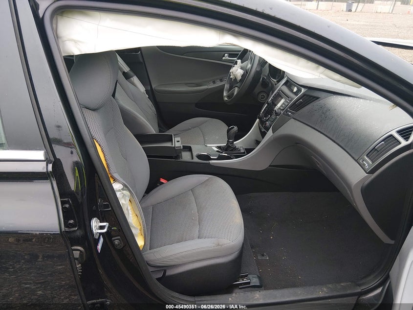 2012 HYUNDAI SONATA auction photo 5