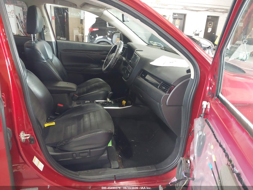 2019 MITSUBISHI OUTLANDER auction photo 5