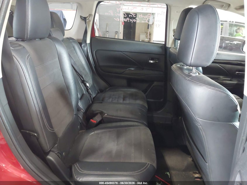 2019 MITSUBISHI OUTLANDER auction photo 8