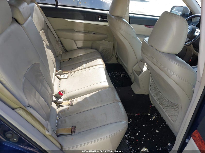 2011 SUBARU OUTBACK auction photo 8