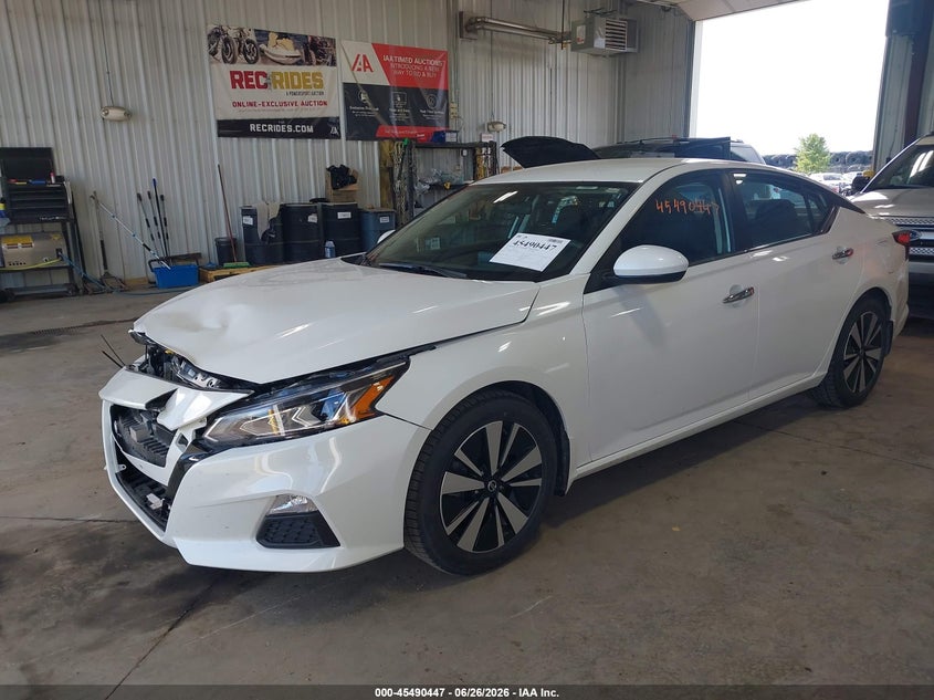 2021 NISSAN ALTIMA auction photo 2