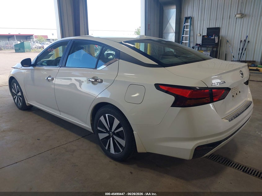 2021 NISSAN ALTIMA auction photo 3