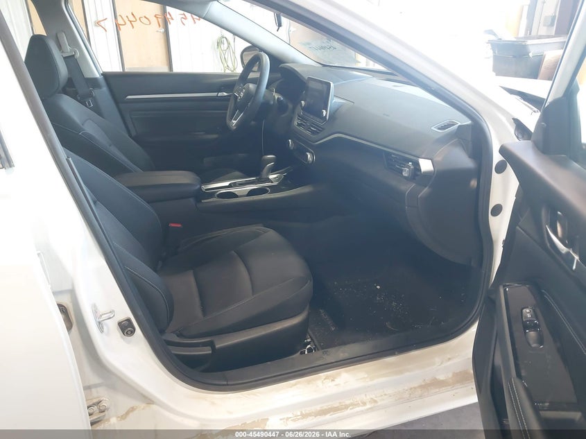 2021 NISSAN ALTIMA auction photo 5