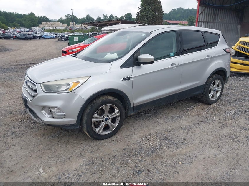 2017 FORD ESCAPE auction photo 2