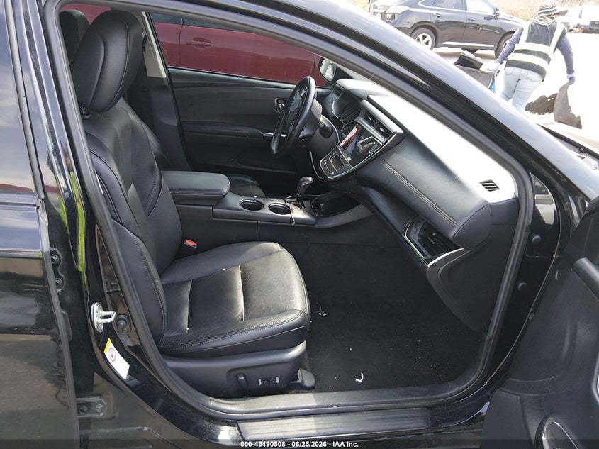 2016 TOYOTA AVALON auction photo 5