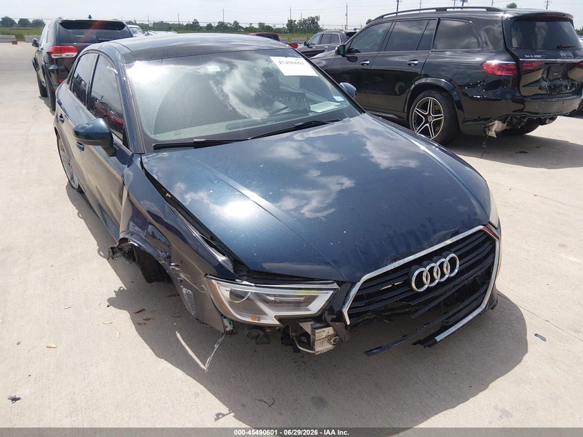 2018 Audi A3 VIN: WAUAUGFF4J1040250 Lot: 45490601