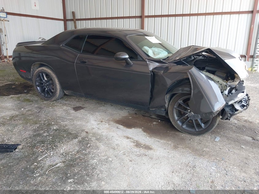 Vin: 2c3cdzkg4nh192515, lot: 45988809, dodge challenger gt awd 2022 img_1