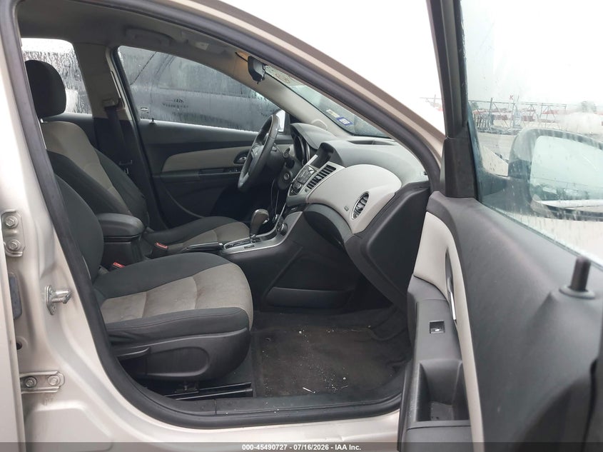 2012 CHEVROLET CRUZE auction photo 5