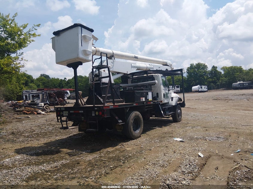 2005 INTERNATIONAL 7000 auction photo 4