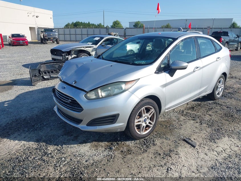 Vin: 3fadp4bj5jm114333, lot: 45989155, ford fiesta se 20182