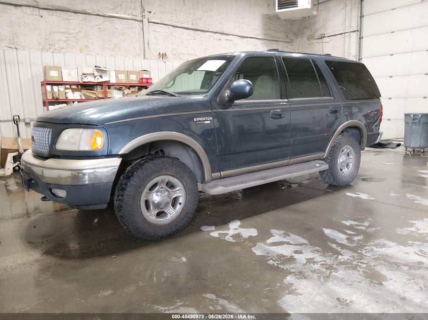 1FMPU18L11LB19047 2001 Ford Expedition Eddie Bauer photo 1