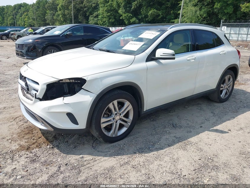 2015 MERCEDES-BENZ GLA 250 auction photo 2