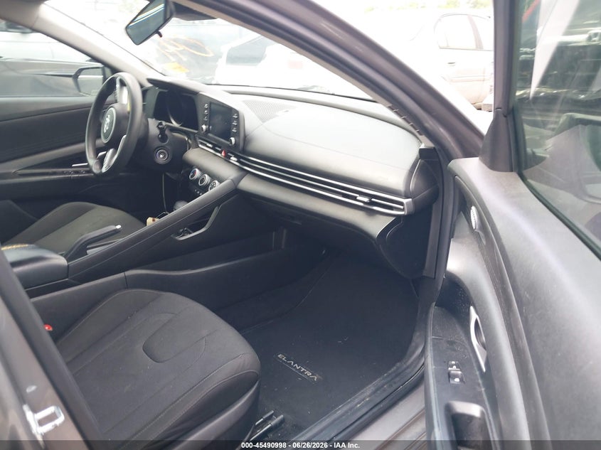 2021 HYUNDAI ELANTRA auction photo 5