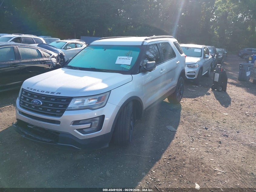 2017 FORD EXPLORER auction photo 2