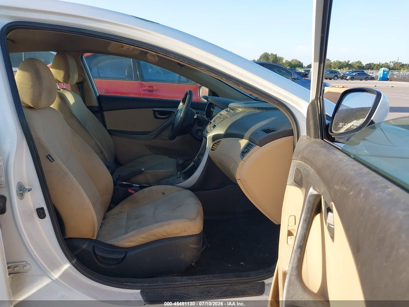AtlanticExpress - Hyundai Elantra