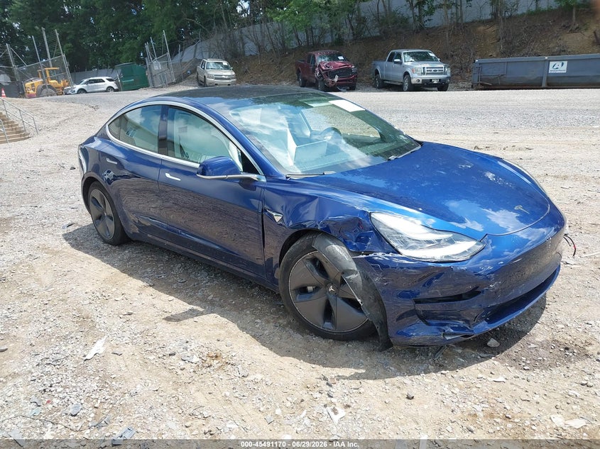 2018 Tesla Long Range/performance