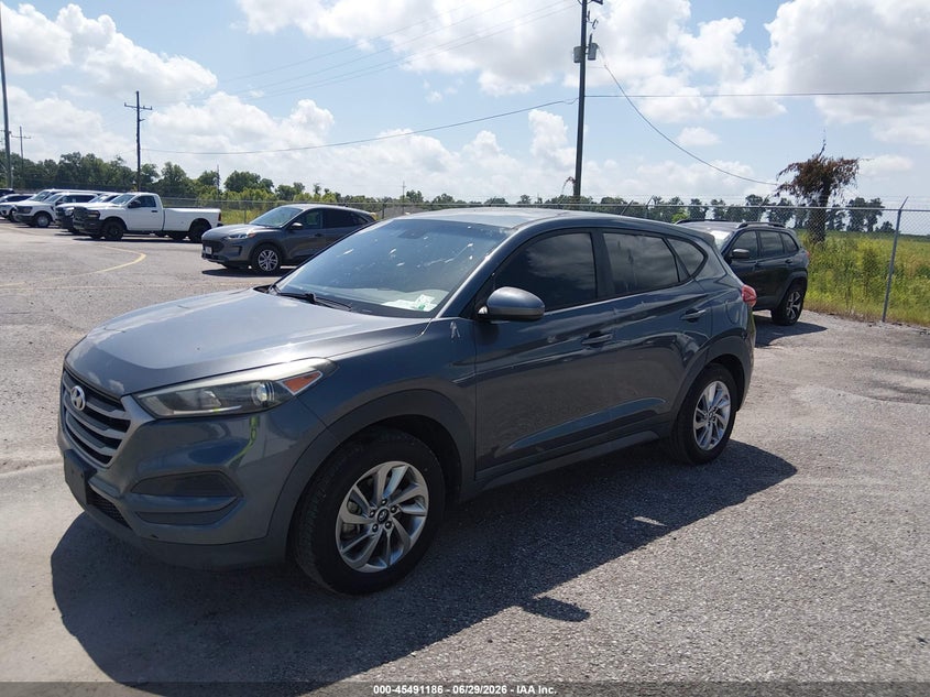 Vin: km8j2ca48ju655188, lot: 45989383, hyundai tucson se 20182