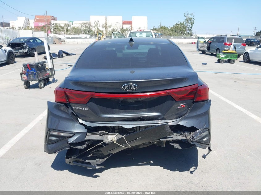 2019 KIA FORTE S — Фото 17