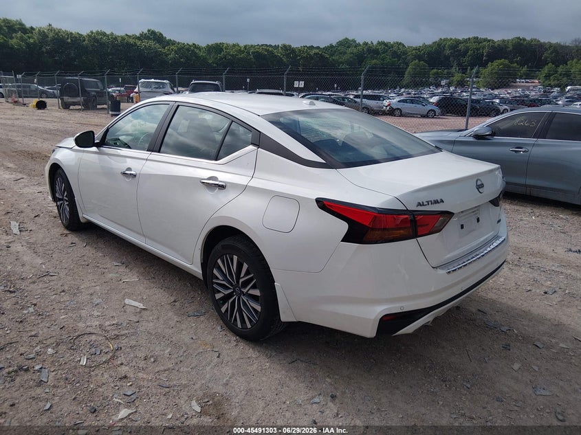 2023 NISSAN ALTIMA auction photo 3