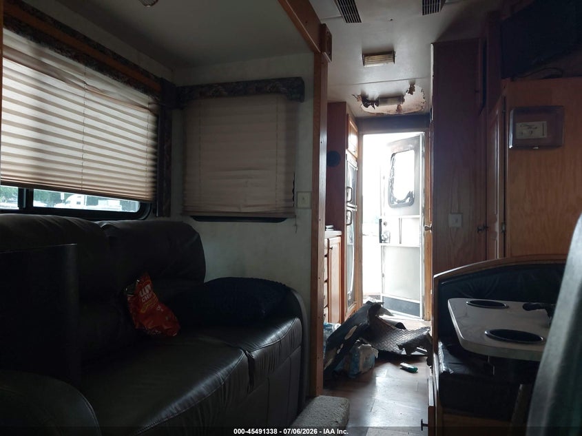 2001 KENWORTH CONSTRUCTION auction photo 7