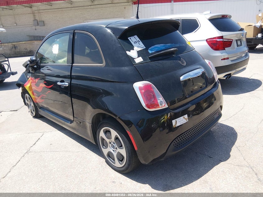 2016 FIAT 500E auction photo 3