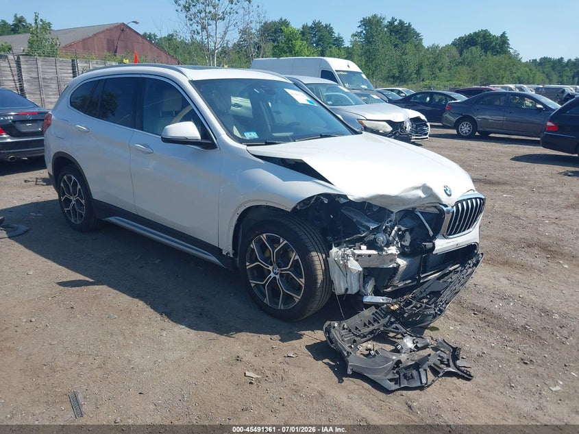 2021 BMW X1 auction photo 1