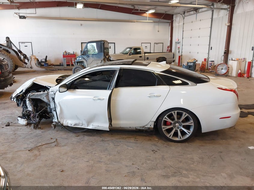 2015 Jaguar Xj VIN: SAJWJ1CD4F8V89917 Lot: 45491362