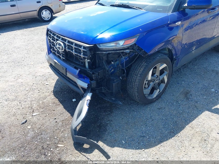 2022 Hyundai Venue Sel VIN: KMHRC8A35NU157718 Lot: 45491439
