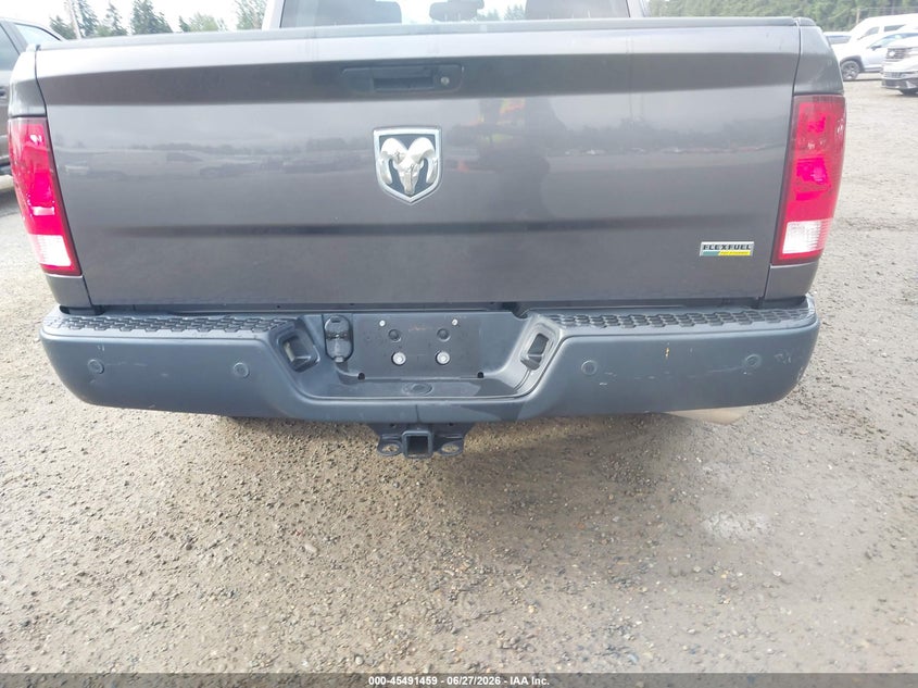2016 RAM 1500 auction photo 6