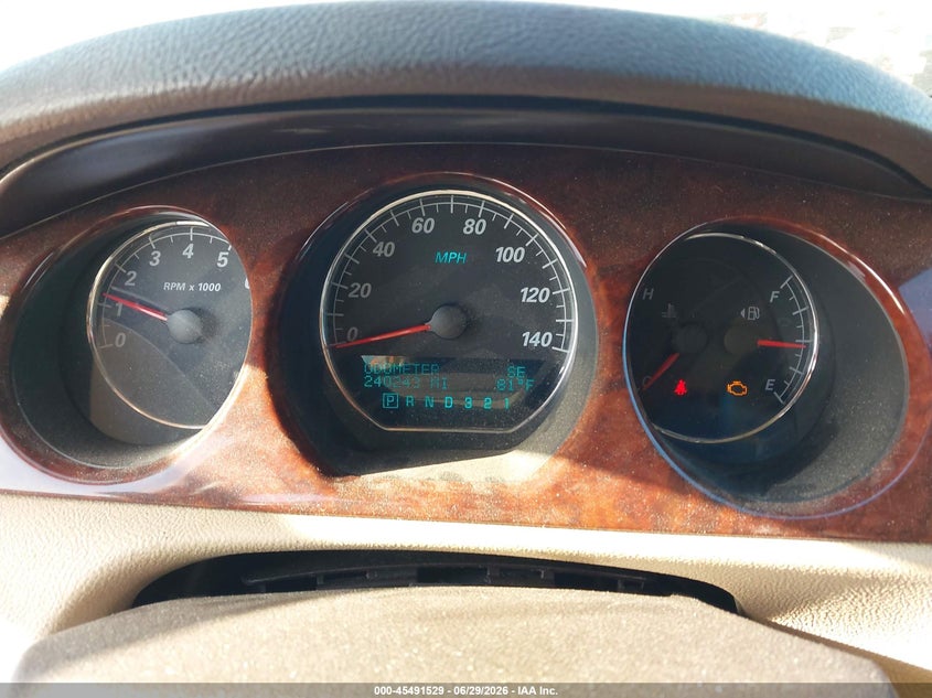 2008 BUICK LUCERNE auction photo 7