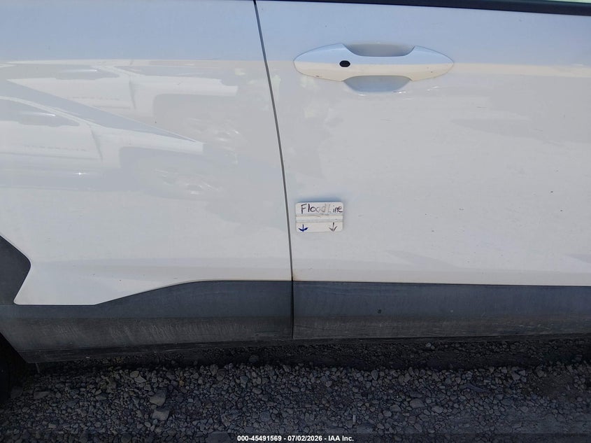 2025 HYUNDAI KONA auction photo 6