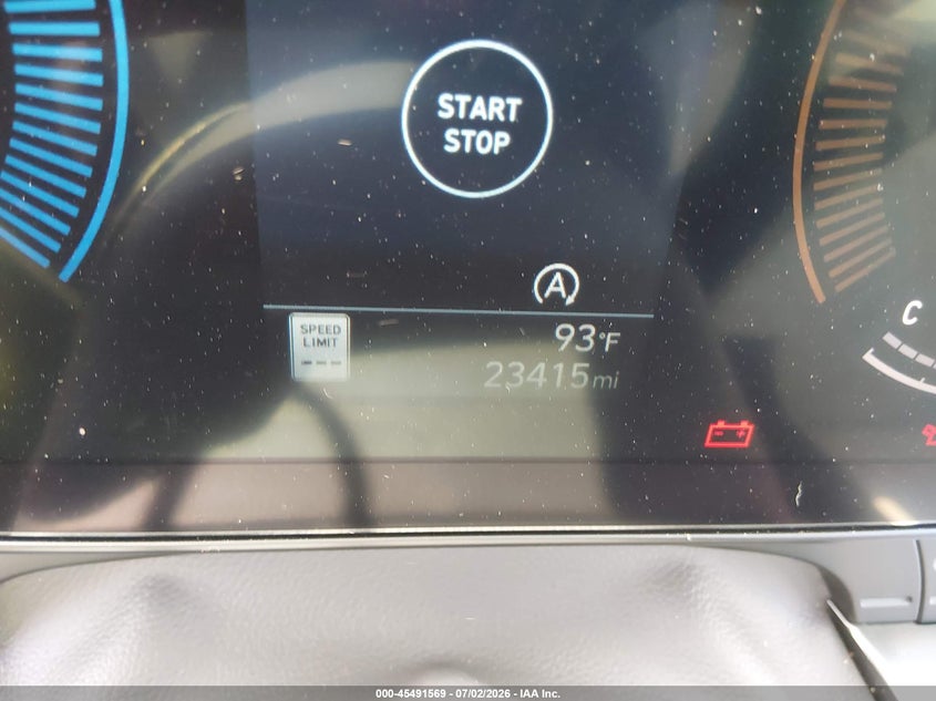 2025 HYUNDAI KONA auction photo 7
