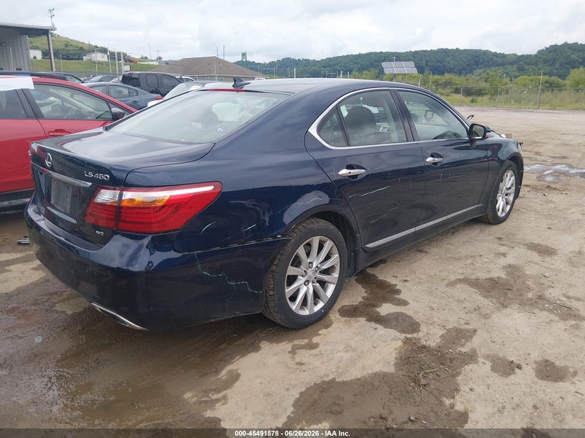2010 LEXUS LS 460 auction photo 4