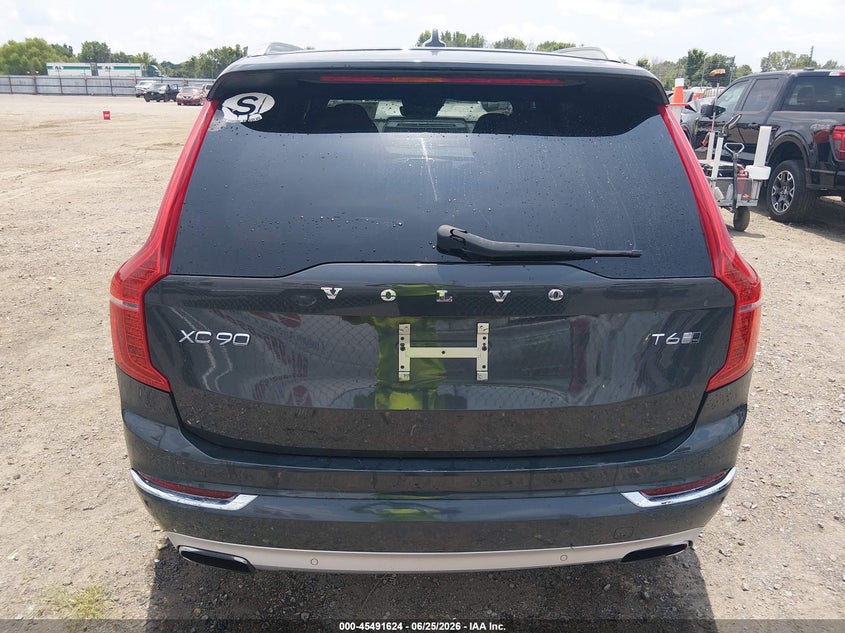 VOLVO XC90 - zdjęcie 16